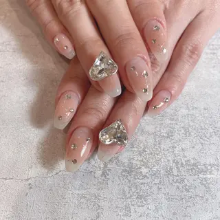 ネイル STELLA 大西南帆のマツエク・マツパデザイン