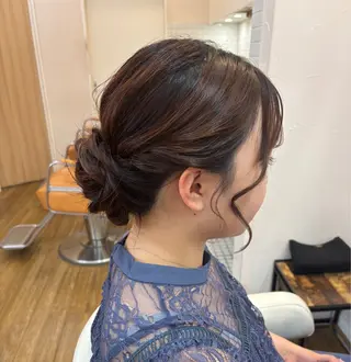 セミロング ヘアアレンジ natsumi🍊 /ヘアセットのヘアスタイル