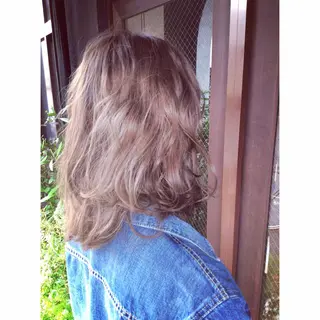 ミディアム やまもと すぐるのヘアスタイル