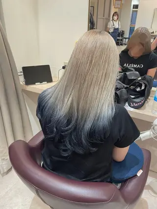 ロング カラー 小川 泉美のヘアスタイル