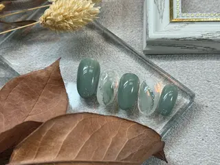 ネイル 小野里 七海のネイルデザイン