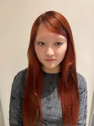 カラー hiyori /ハイトーンカラーのヘアスタイル