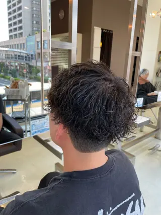 ショート パーマ メンズ 西村 駿希のヘアスタイル