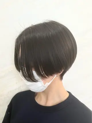 ショート カラー 顔周りカット/透明感 カラー🤍大塚蛍のヘアスタイル