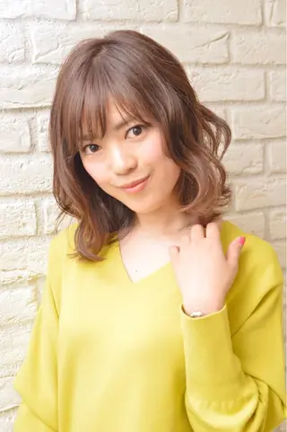 ミディアム カラー パーマ 清水 有実子のヘアスタイル
