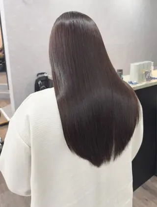 ロング 鈴木 綾乃のヘアスタイル