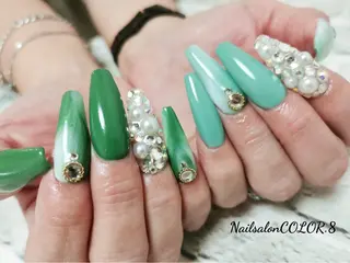 ネイル ネイルサロンカラーエイト所属・color.8 AYAのネイルデザイン