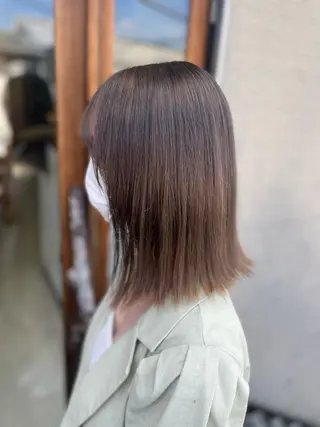 ミディアム カラー 平田 怜のヘアスタイル