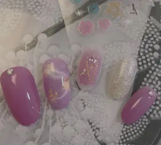 ネイル ネイルサロンエクラ 🫧Shizukaのネイルデザイン