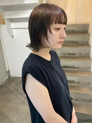 ミディアム 中谷 友莉花のヘアスタイル