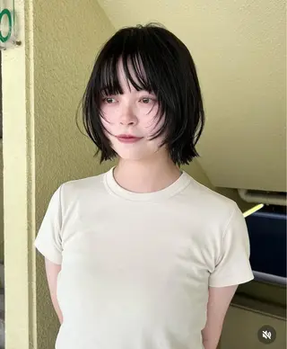 ショート カラー レイヤーカット🍏 オリーブ/ののかのヘアスタイル