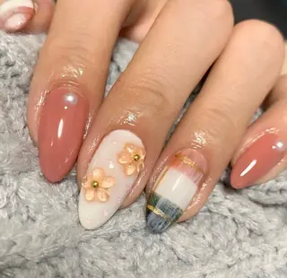 ネイル MHR nailのネイルデザイン