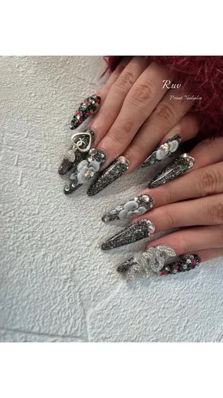 ネイル プライベート ネイルサロン　ルヴのネイルデザイン