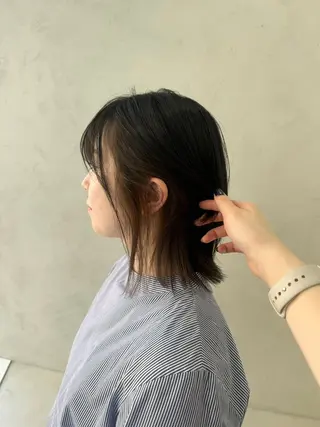 ミディアム カラー illatos あやののヘアスタイル