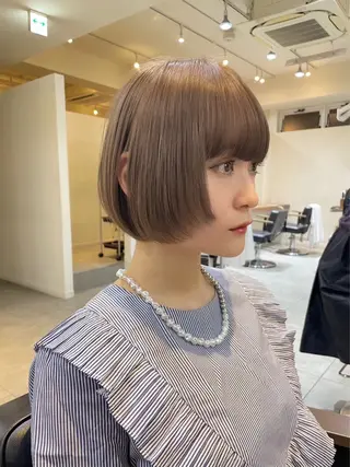 ショート 大島桃花 / 表参道 透明感カラーのヘアスタイル