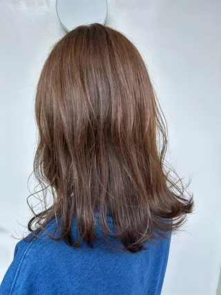 カラー 園田 朱理のヘアスタイル