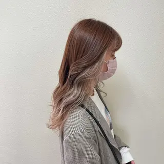 ミディアム カラー パーマ ヘアアレンジ メンズ キッズ ネイル マツエク・マツパ 切りっぱなしヘアボブ ミディアムヘアRYOのヘアスタイル
