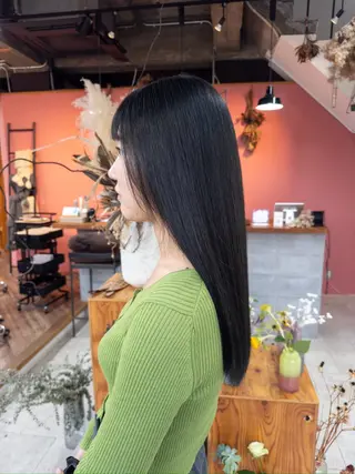 ロング カラー 🎨カラー専門家🎨 チャーリーのヘアスタイル