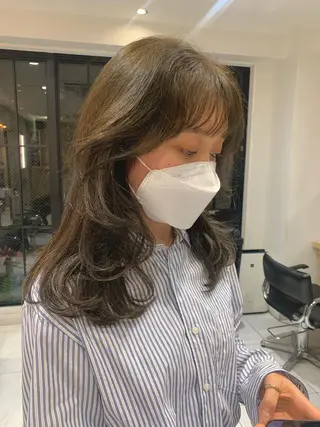 カラー ラベンダー/レイヤー スタイル🤎mamiのヘアスタイル