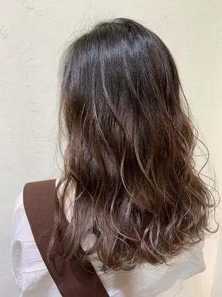 セミロング カラー 天野 開のヘアスタイル