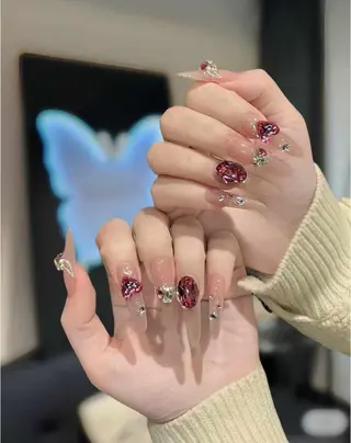 ネイル VIVIAN リサのネイルデザイン