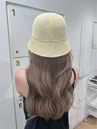 セミロング カラー 🤎HAZUKI🤎 ハイトーン✨のヘアスタイル