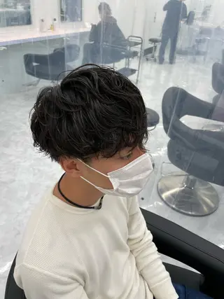 パーマ メンズ 🫧ハイトーン🫧 ベージュ🫧徹哉のヘアスタイル