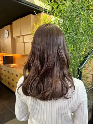 ロング カラー rino️🩵 透明感カラーのヘアスタイル