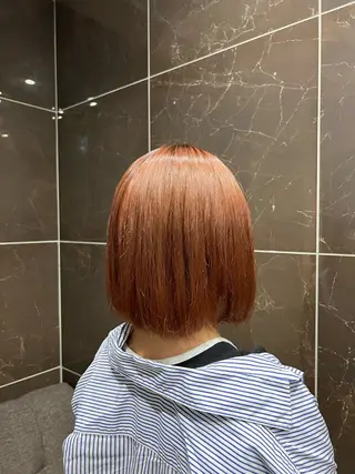 ショート カラー 黒田 愛梨のヘアスタイル