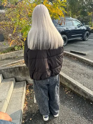 ロング Lit.豊橋 夏目のヘアスタイル