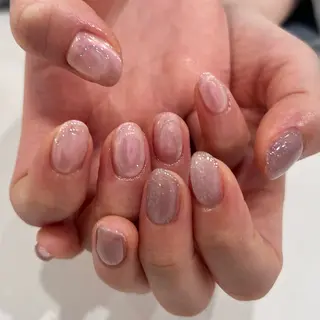 ネイル SHIORI🐈‍⬛ 韓国⌇ワンホンネイルのネイルデザイン
