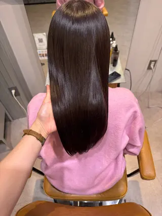ロング まほ/レイヤーカット 🍒🤍透明感カラーのヘアスタイル