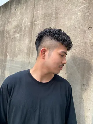 ショート パーマ メンズ 吉武 茂暉のヘアスタイル