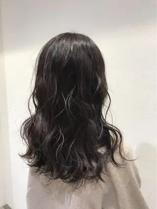 ロング カラー ヘアアレンジ 白髪ぼかしハイライト 茗荷谷駅徒歩2分のヘアスタイル
