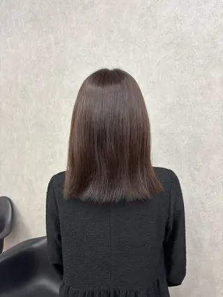 ミディアム カラー 倉澤 愛理のヘアスタイル