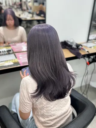 ロング カラー ヘアアレンジ 🤍淡色ピンク&ラベ ンダーYUKI🤍のヘアスタイル