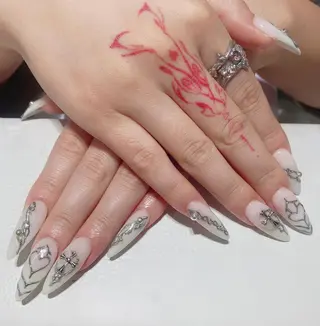 ネイル Queens momoのネイルデザイン