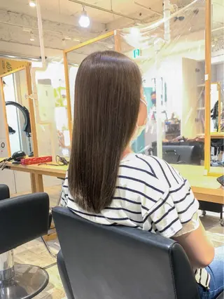 ロング カラー 鈴木 悠平のヘアスタイル