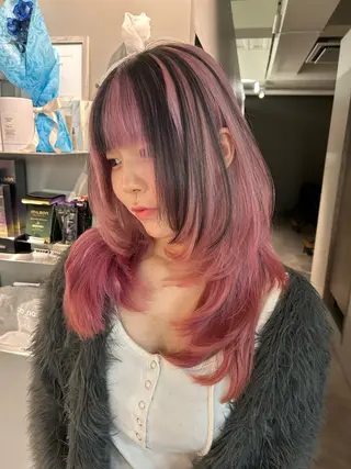 ロング カラー やの ゆきなのヘアスタイル
