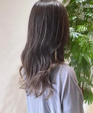 ロング カラー ハイライト／艶カラー 大河シンジのヘアスタイル