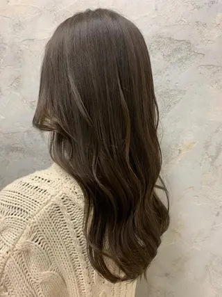 ロング カラー 拝頭　奈枝 Beretのヘアスタイル