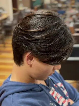 ショート パーマ 曲がる縮毛矯正🌀 篠崎蓮　金沢文庫のヘアスタイル