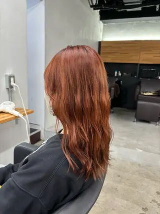 ミディアム カラー mono / Manatoのヘアスタイル