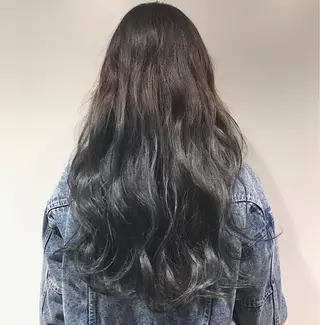 ロング カラー ヘアアレンジ Zina渋谷エリア マネージャShionのヘアスタイル