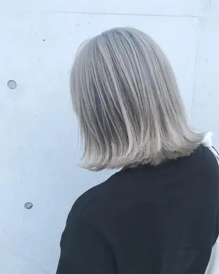 ミディアム カラー &SONS 小林亨のヘアスタイル