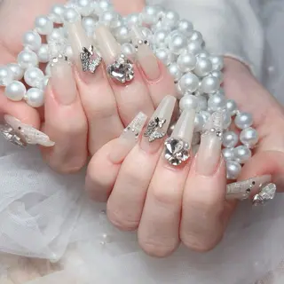 ネイル Maggie Nail🦩のネイルデザイン