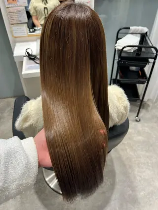 ロング 髪質改善／透明感 NAKAIEのヘアスタイル