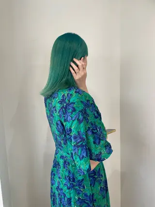 ミディアム カラー 高田 翔平のヘアスタイル