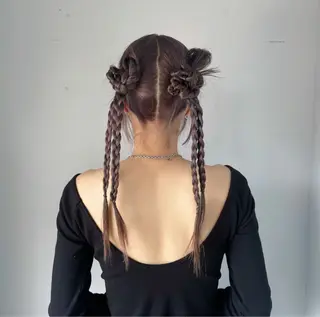 ヘアアレンジ 垢抜け小顔レイヤー オリーブ/スミレのヘアスタイル