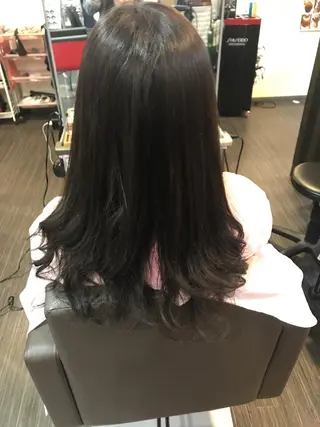 ロング 中本 愛理のヘアスタイル
